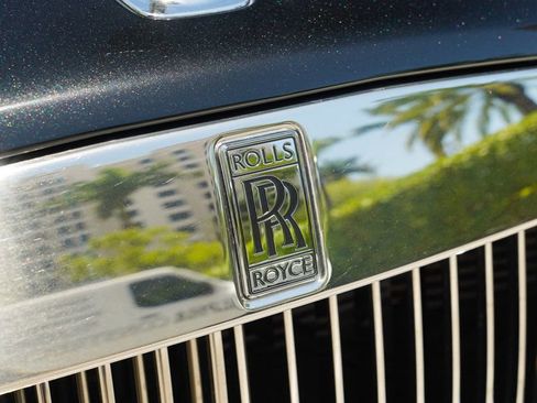Used 2016 Rolls-Royce Dawn image 36