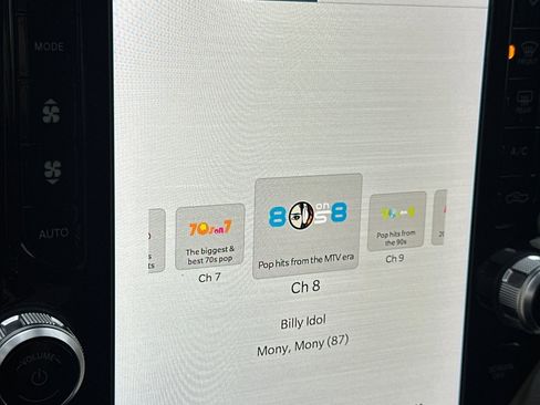 Used 2022 RAM 3500 Laramie image 26