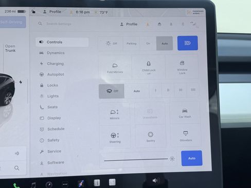 Used 2024 Tesla Model Y Long Range AWD/4WD image 68