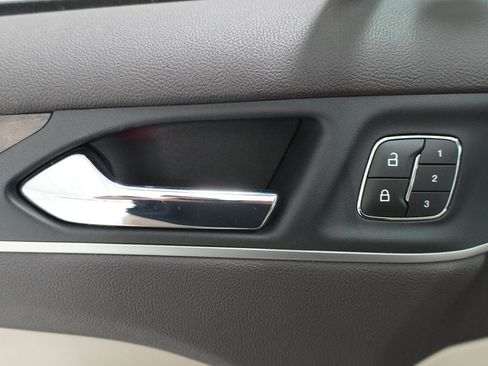 Used 2019 Lincoln MKC Reserve w/ MKC Technology Package FWD image 20