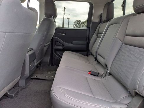 Certified 2024 Nissan Frontier SV w/ Technology Package image 13