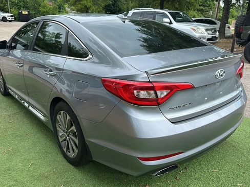 Used 2017 Hyundai Sonata Sport w/ Value Edition Package 02 FWD image 5