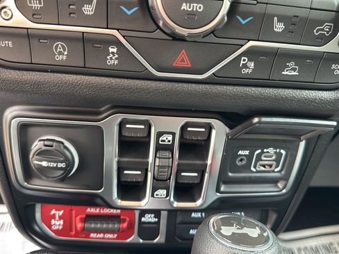 New 2026 Jeep Wrangler Unlimited Sport AWD/4WD image 15