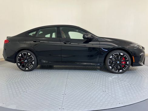 Used 2026 BMW M235i xDrive w/ Technology Package image 8