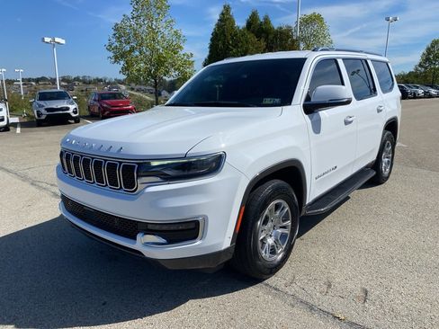 Used 2022 Jeep Wagoneer Series I image 7