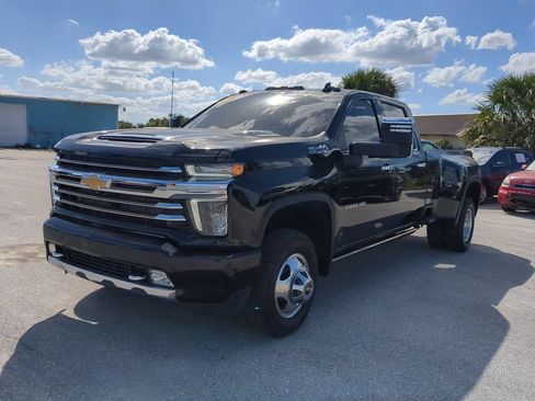 Used 2022 Chevrolet Silverado 3500 High Country AWD/4WD image 7
