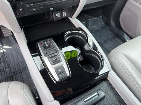 Used 2021 Honda Pilot Touring image 25