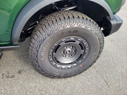 New 2025 Ford Bronco Badlands w/ Sasquatch Package image 13