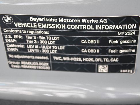 Used 2024 BMW X4 M40i w/ Premium Package AWD/4WD image 28