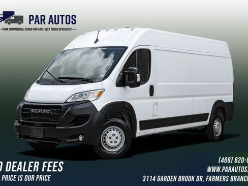 Used 2024 RAM ProMaster 2500 w/ Convenience Group FWD image 1