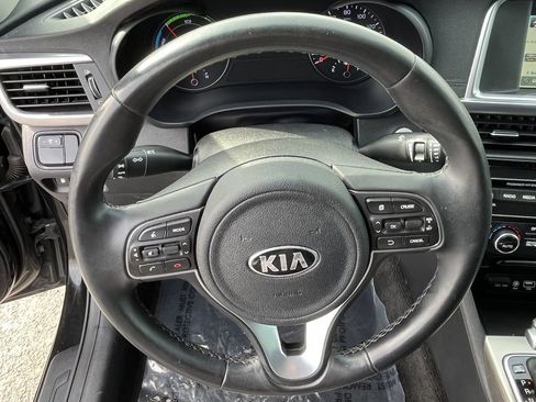 Used 2017 Kia Optima EX image 12