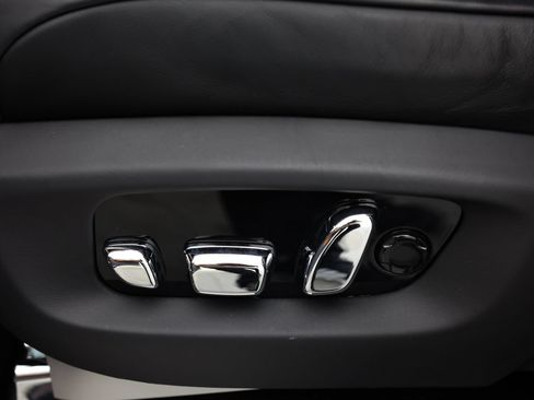 Certified 2023 Rolls-Royce Cullinan w/ Cullinan Package AWD/4WD image 12