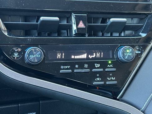 Certified 2021 Toyota Camry XSE image 24