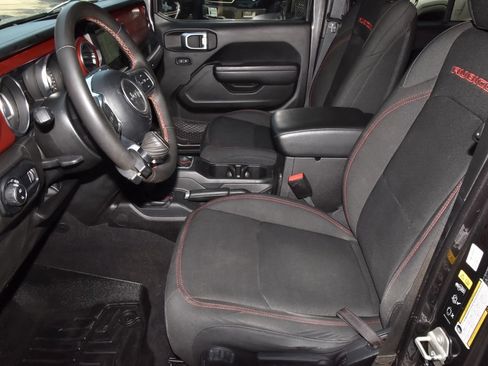 Used 2023 Jeep Gladiator Rubicon w/ Cold Weather Group AWD/4WD image 13