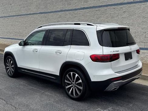 Used 2023 Mercedes-Benz GLB 250 image 5