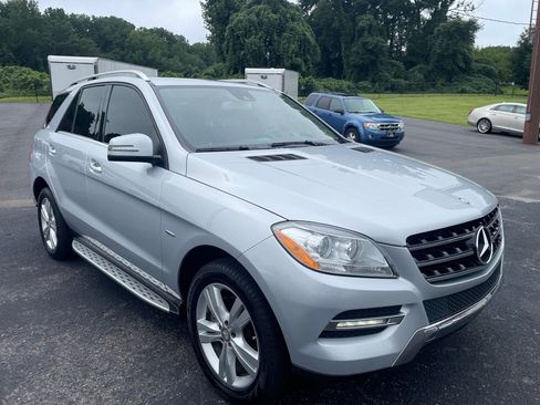 Used 2012 Mercedes-Benz ML 350 4MATIC image 8