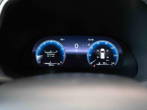 Used 2024 Toyota Highlander Limited FWD image 16