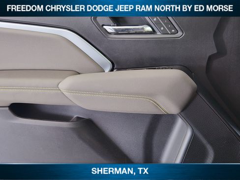 Used 2026 Chevrolet Colorado ZR2 AWD/4WD image 16