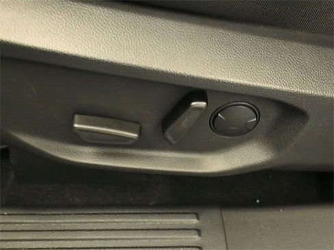 New 2025 Ford Ranger XLT w/ Equipment Group 301A High image 12