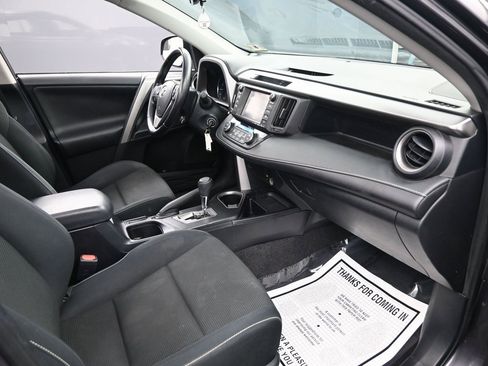 Used 2016 Toyota RAV4 XLE image 35