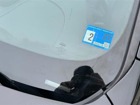 Used 2015 BMW 320i xDrive Sedan image 3