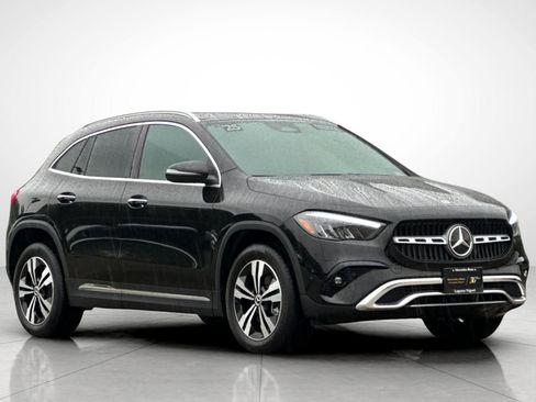 Certified 2025 Mercedes-Benz GLA 250 image 16