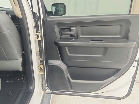 Used 2016 RAM 1500 Tradesman image 31