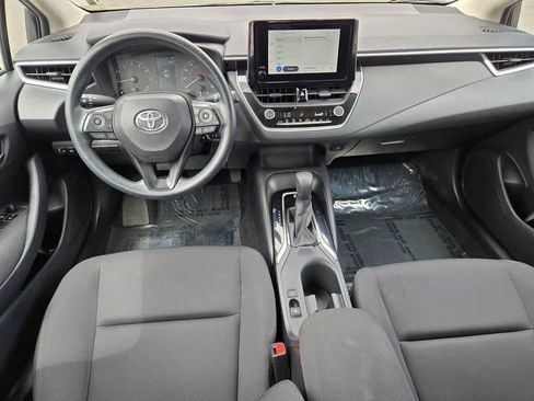 Used 2024 Toyota Corolla LE FWD image 9