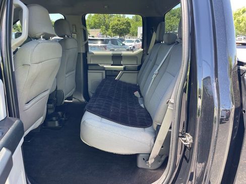 Used 2018 Ford F150 XLT AWD/4WD image 11