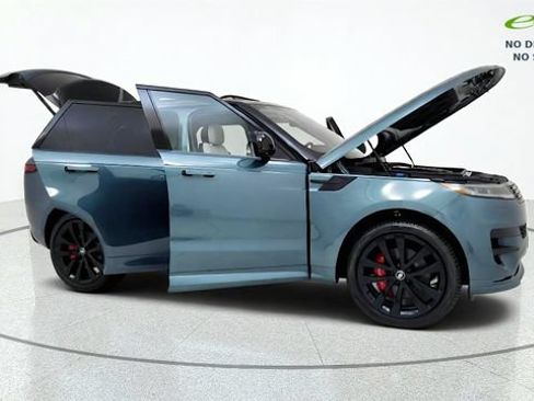 Used 2023 Land Rover Range Rover Sport SE Dynamic AWD/4WD image 11