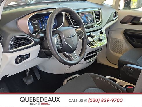 Used 2021 Chrysler Voyager LX FWD image 10