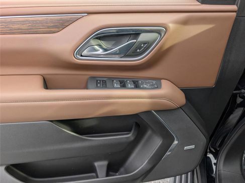 Used 2023 Chevrolet Tahoe High Country image 23