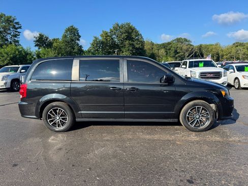 Used 2016 Dodge Grand Caravan R/T FWD image 6