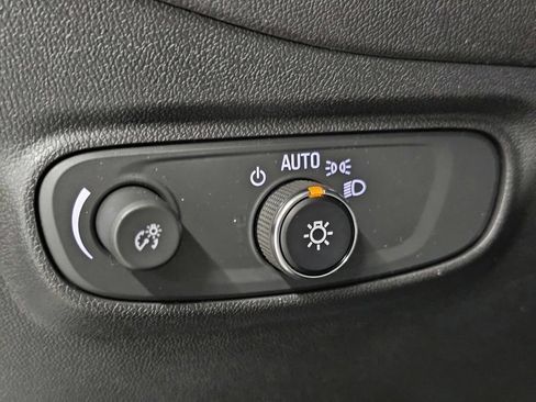 Used 2024 Chevrolet Equinox LS w/ LS Convenience Package FWD image 27