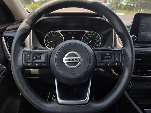 Used 2021 Nissan Rogue SV FWD image 20