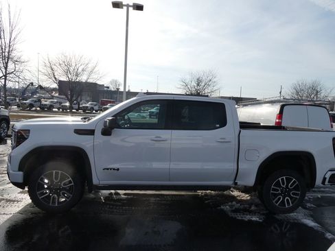 New 2026 GMC Sierra 1500 AT4 w/ AT4 Premium Package AWD/4WD image 14