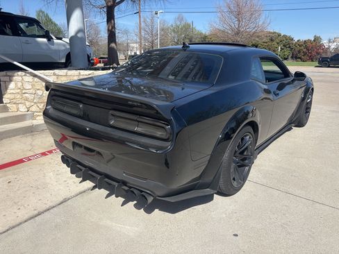 Used 2020 Dodge Challenger SRT Hellcat Redeye image 8