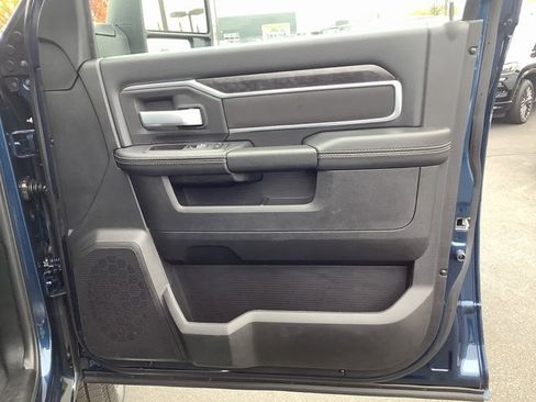 Used 2024 RAM 2500 Big Horn w/ Bed Utility Group image 37