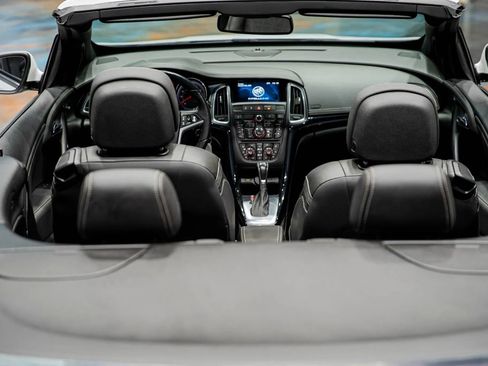 Used 2019 Buick Cascada Premium FWD image 15