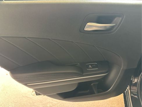 Used 2023 Dodge Charger SXT image 18