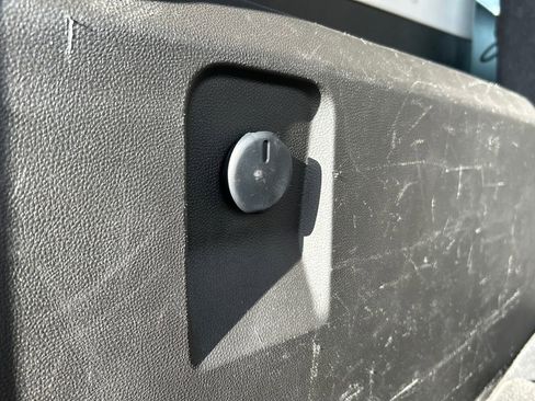 Used 2017 Chevrolet Equinox LS image 24