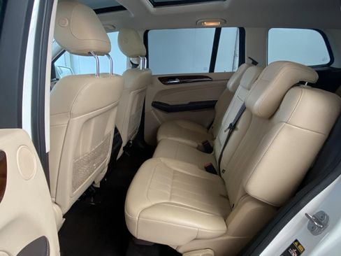 Used 2019 Mercedes-Benz GLS 450 4MATIC image 22