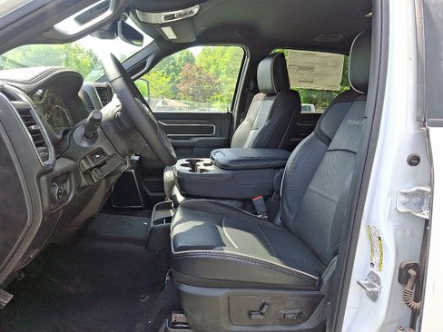 New 2025 RAM 2500 Laramie image 9