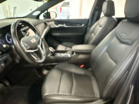 Used 2022 Cadillac XT5 Premium Luxury AWD/4WD image 19