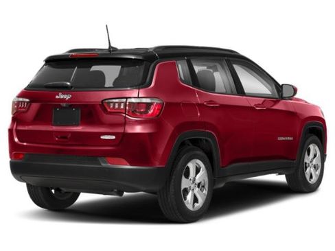 Used 2019 Jeep Compass Altitude image 3