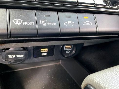 Used 2021 Hyundai Elantra SEL image 13