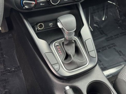 Used 2021 Kia Soul LX image 14