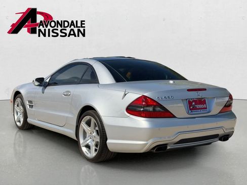 Used 2009 Mercedes-Benz SL 550 image 4