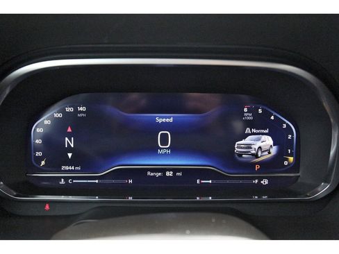 Used 2024 Chevrolet Tahoe RST w/ Luxury Package RWD image 14