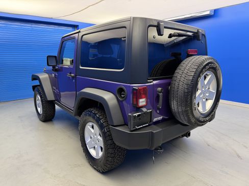 Used 2018 Jeep Wrangler Sport AWD/4WD image 5